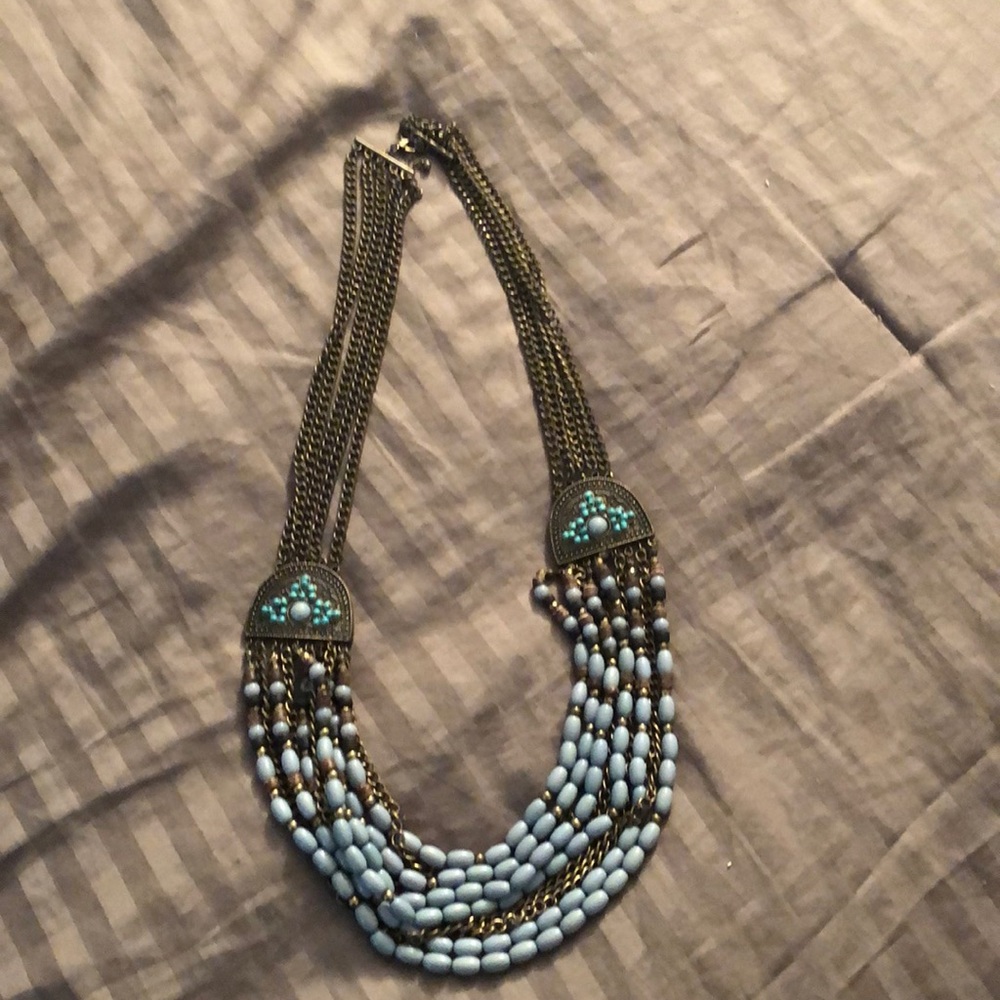 Statement necklace